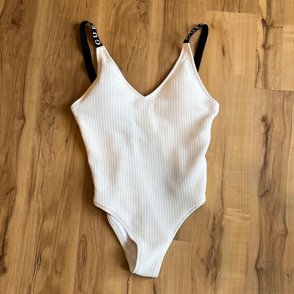 Brand New Guess White Textured One-Piece Swimsuit with Black Branded Straps